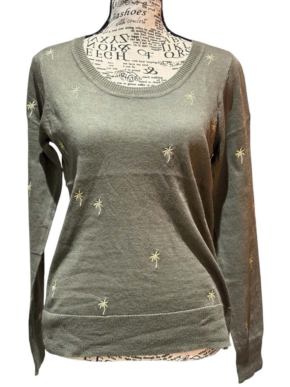 Chaser Palm Tree Embroidered Lightweight Sweater Olive Green Size Small NWT